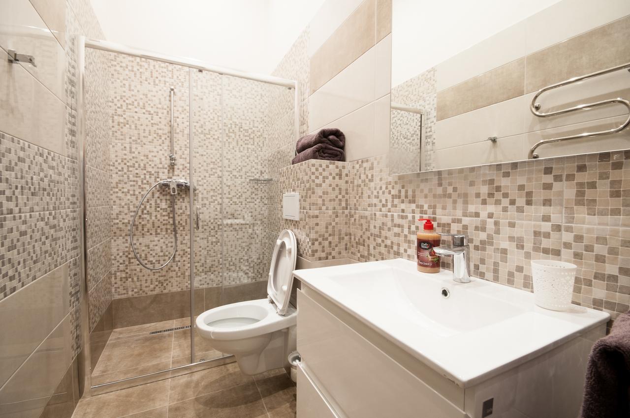 Wonderful Flat On City Center Ужгород Экстерьер фото