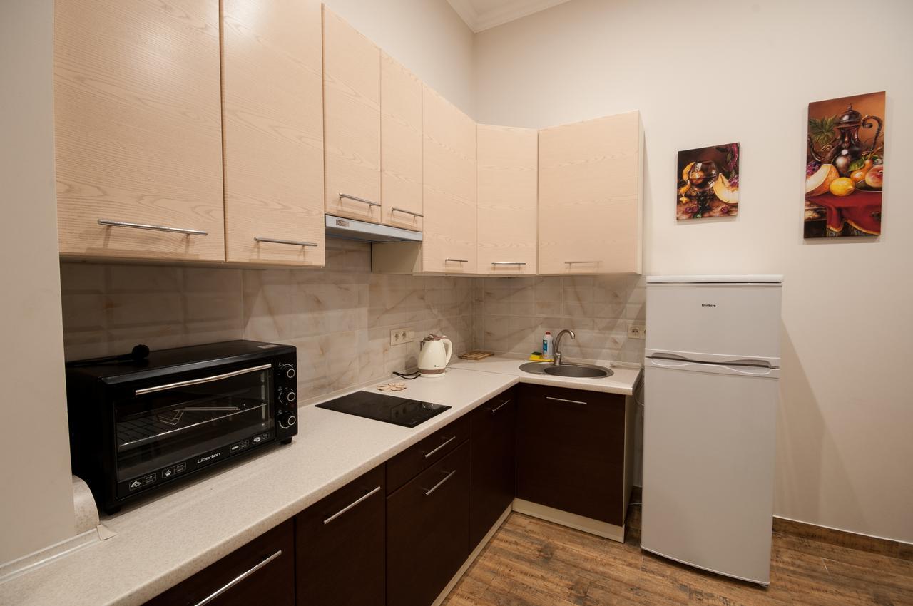 Wonderful Flat On City Center Ужгород Экстерьер фото