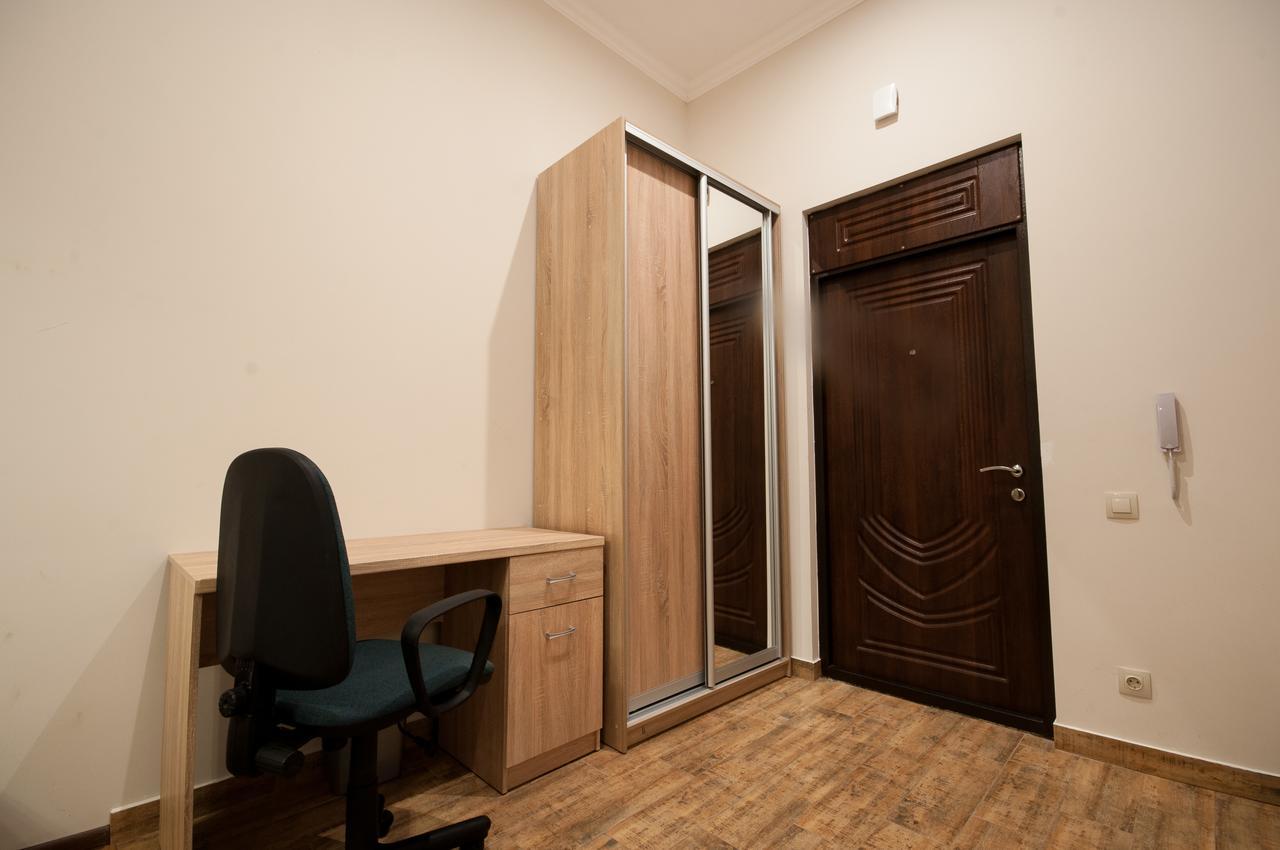 Wonderful Flat On City Center Ужгород Экстерьер фото